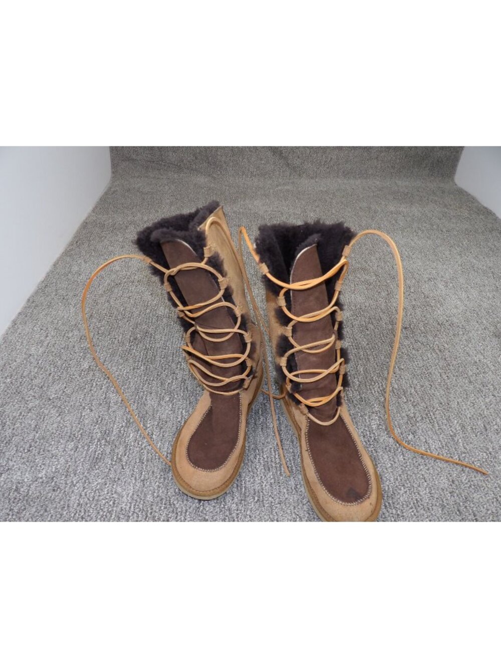 UGG Australia Women's Shearling-Lined Tall Lace-Up Boots Brown Suede Winter Size